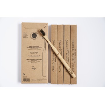CEPILLO DENTAL DE BAMBÚ CON CARBÓN ACTIVO. CAJA 4 UNIDADES